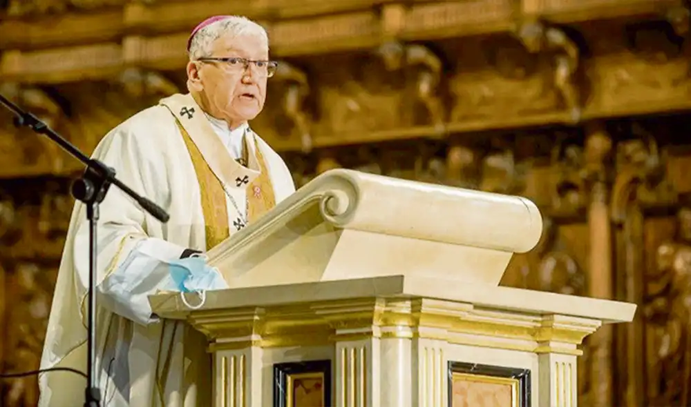 Voz. Carlos Castillo pidió atender las iniciativas de los jóvenes. Foto: difusión Voz. Carlos Castillo pidió atender las iniciativas de los jóvenes. Foto: difusión