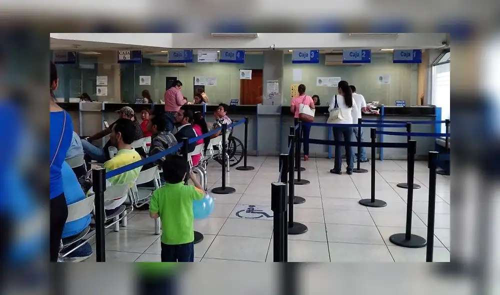 La Comisión Nacional Bancaria y de Valores publica cada año las fechas en que no laborarán los bancos. (Foto: Atiempo Noticias)