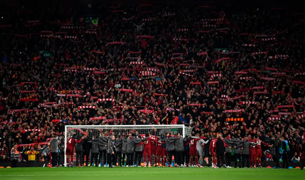 Champions League: El épico 'You'll never walk alone' tras el Liverpool-Barcelona [VIDEO] 