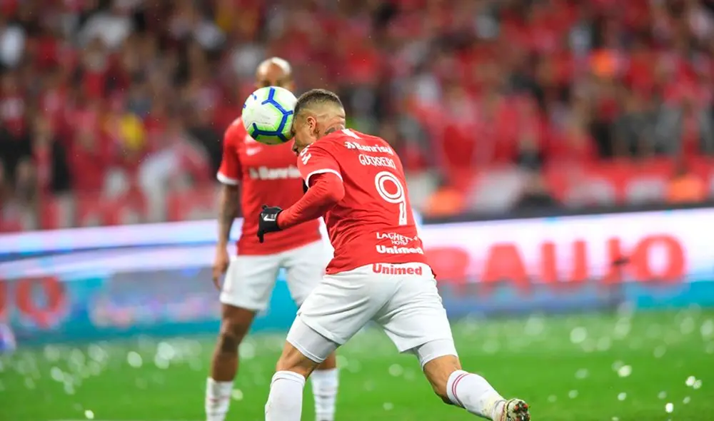 Paolo Guerrero le dio la victoria al Internacional sobre Botafogo por la fecha 36 del Brasileirao 2019. | Foto: @SCInternacional Paolo Guerrero le dio la victoria al Internacional sobre Botafogo por la fecha 36 del Brasileirao 2019. | Foto: @SCInternacional
