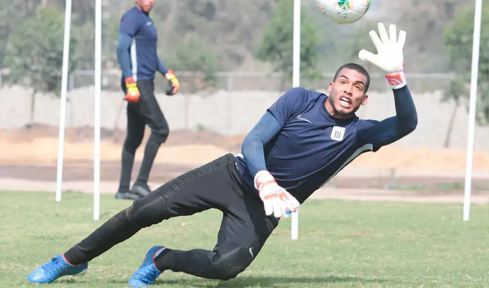 Steven Rivadeneyra jugó su primer partido con Alianza Lima ante Manucci por la Liga 1 Movistar. | Foto: Prensa Alianza