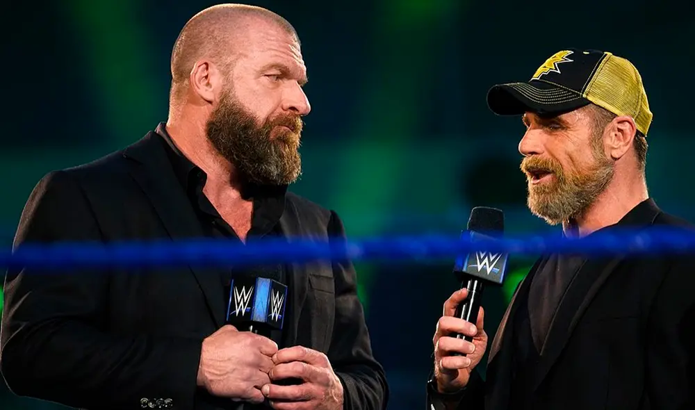 Shawn Michaels sorprendió a Triple H en SmackDown Live. Foto: WWE