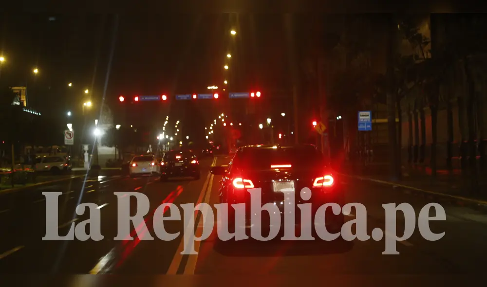 Martín Vizcarra llegó a Perú en medio de gran expectativa [FOTOS]