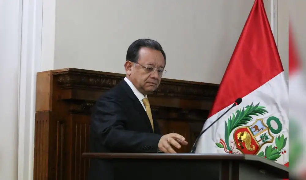 Sugieren abrirle un proceso administrativo a Edgar Alarcón