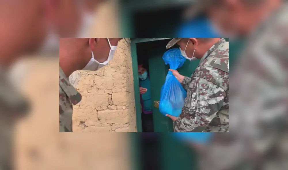 Militares donan víveres a familias vulnerables Huamachuco - La Libertad Militares donan víveres a familias vulnerables Huamachuco - La Libertad