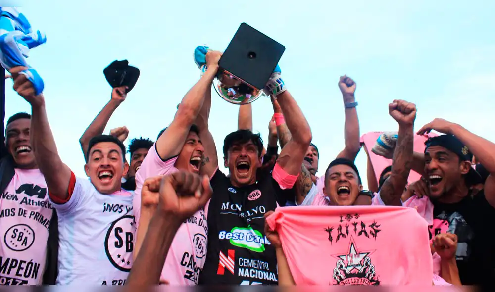 Sport Boys celebró el ascenso a Primera con peculiar mensaje en polos [FOTOS]