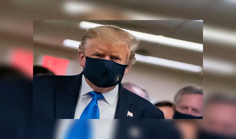 Donald Trump usó mascarillas en público por primera vez el 11 de julio. Foto: AFP Donald Trump usó mascarillas en público por primera vez el 11 de julio. Foto: AFP