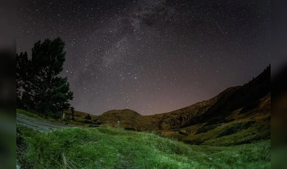 Vista desde el Alto de Peñalara en Madrid de las lluvia de estrellas Perseidas. Foto: EFE Vista desde el Alto de Peñalara en Madrid de las lluvia de estrellas Perseidas. Foto: EFE