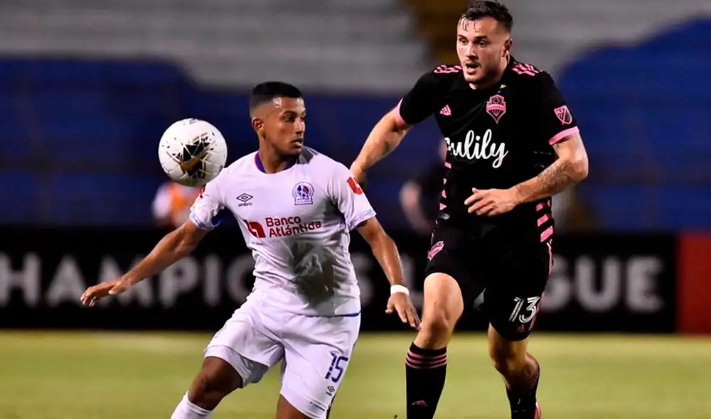 Olimpia vs. Seattle Sounders EN VIVO: el partido de ida en Honduras terminó igualado 2-2. Foto: EFE. Olimpia vs. Seattle Sounders EN VIVO: el partido de ida en Honduras terminó igualado 2-2. Foto: EFE.