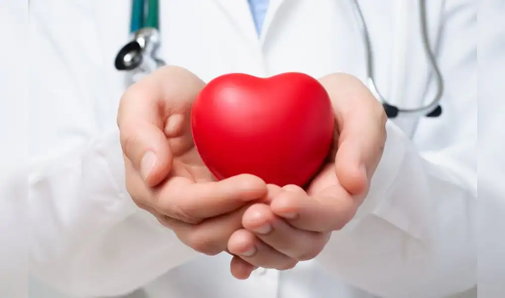 -	Es recomendable que desde los 40 años una persona deba acudir a chequeos médicos al menos una vez al año.