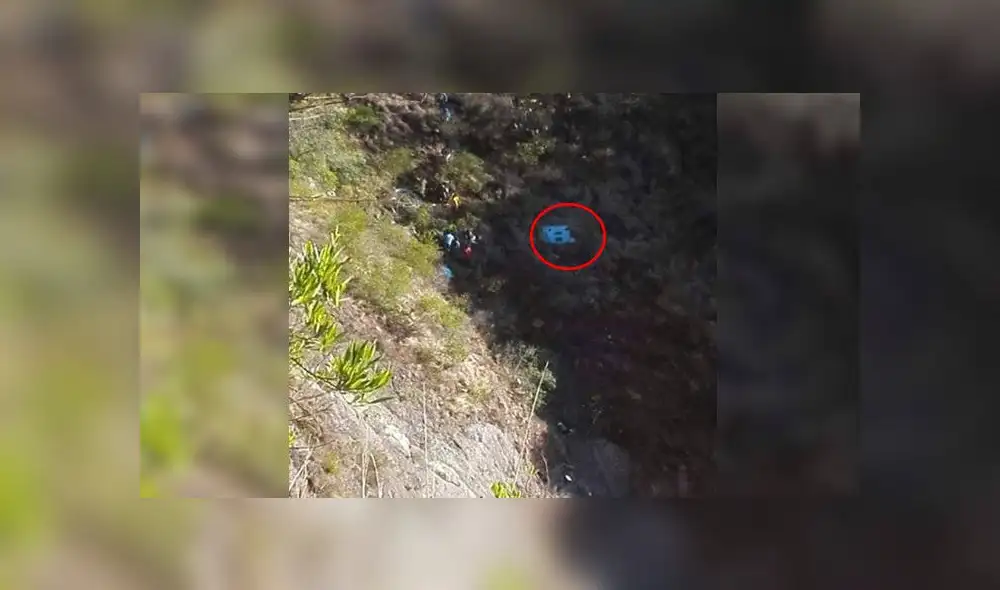 Cusco: A 18 se elevó el número de víctimas mortales tras caída de bus a abismo [VIDEO]