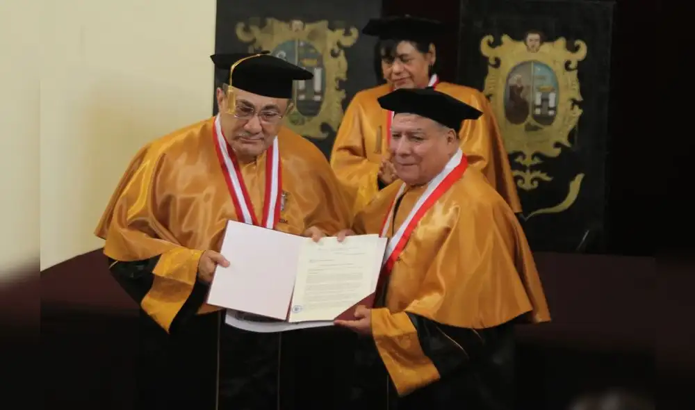 Universidad San Marcos otorga Honoris Causa a exministro Idel Vexler