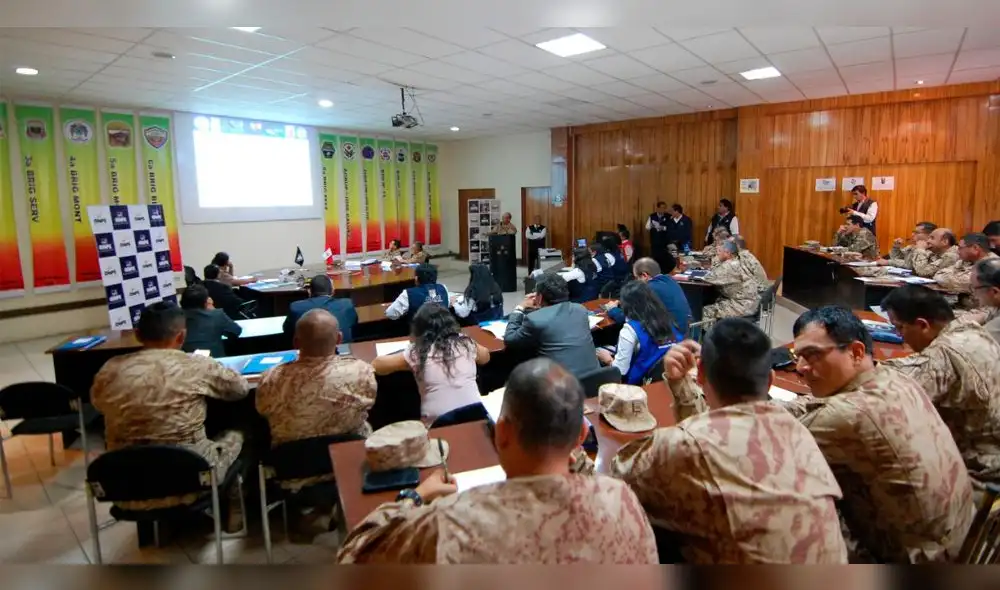 Las ODPE Arequipa coordinaron medidas de seguridad para elecciones congresales.