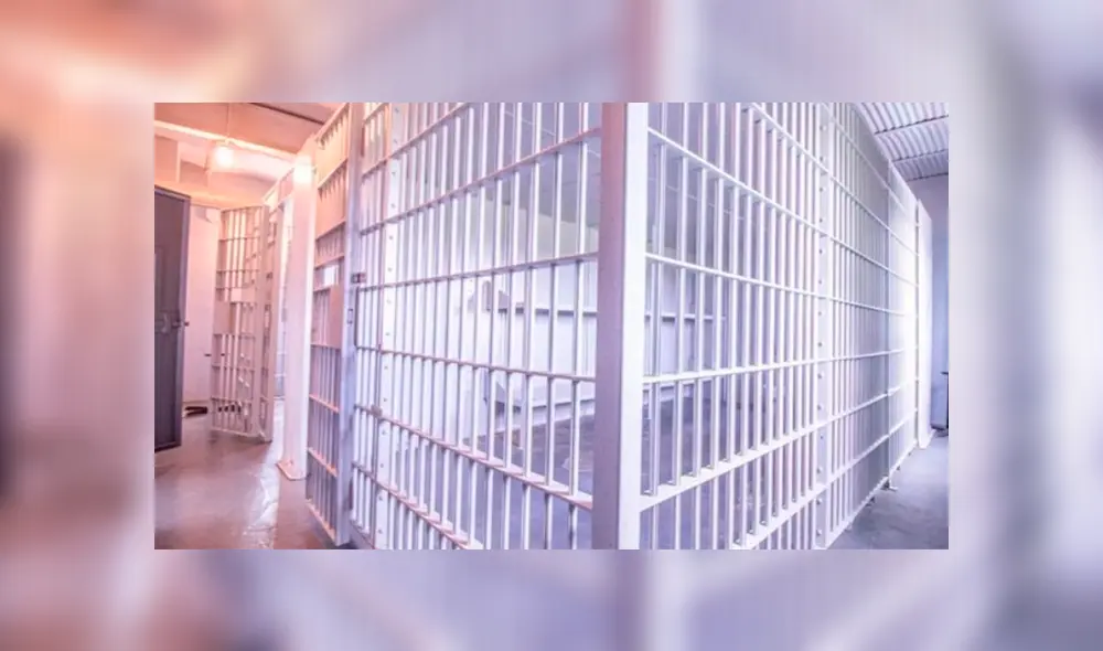 Hay 9 celdas con camas de acero, una sala de reserva y ½ baño. Foto: Realtor. Hay 9 celdas con camas de acero, una sala de reserva y ½ baño. Foto: Realtor.