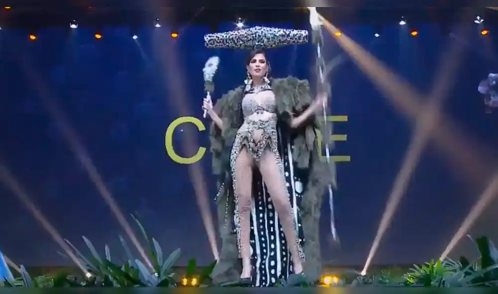 Miss Universo: modelo chilena enamora al jurado en desfile de trajes típicos