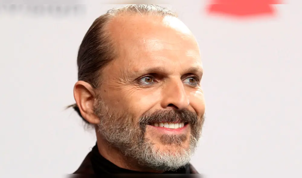 Miguel Bosé: cantante es criticado por vestir a sus hijos con faldas para red capet