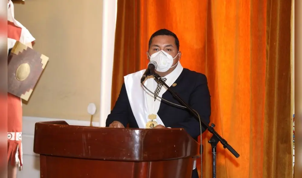 José Ruíz tiene pocos días en el cargo y ya afrenta una denuncia como alcalde. José Ruíz tiene pocos días en el cargo y ya afrenta una denuncia como alcalde.