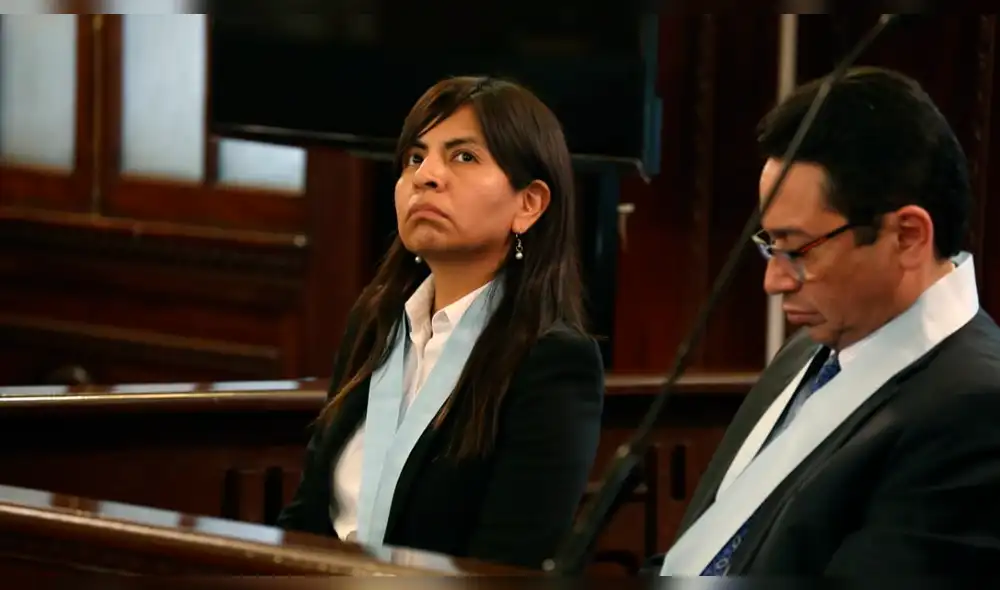 Abogada de Keiko Fujimori, Giulliana Loza, junto a la defensa de Jaime Yoshiyama, Humberto Abanto. Foto: Michael Ramón. Abogada de Keiko Fujimori, Giulliana Loza, junto a la defensa de Jaime Yoshiyama, Humberto Abanto. Foto: Michael Ramón.