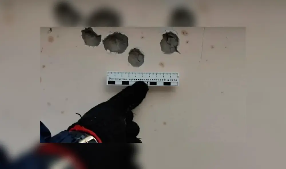 Evidencia de los tiros que realizó el hombre. Foto: El Clarín Evidencia de los tiros que realizó el hombre. Foto: El Clarín