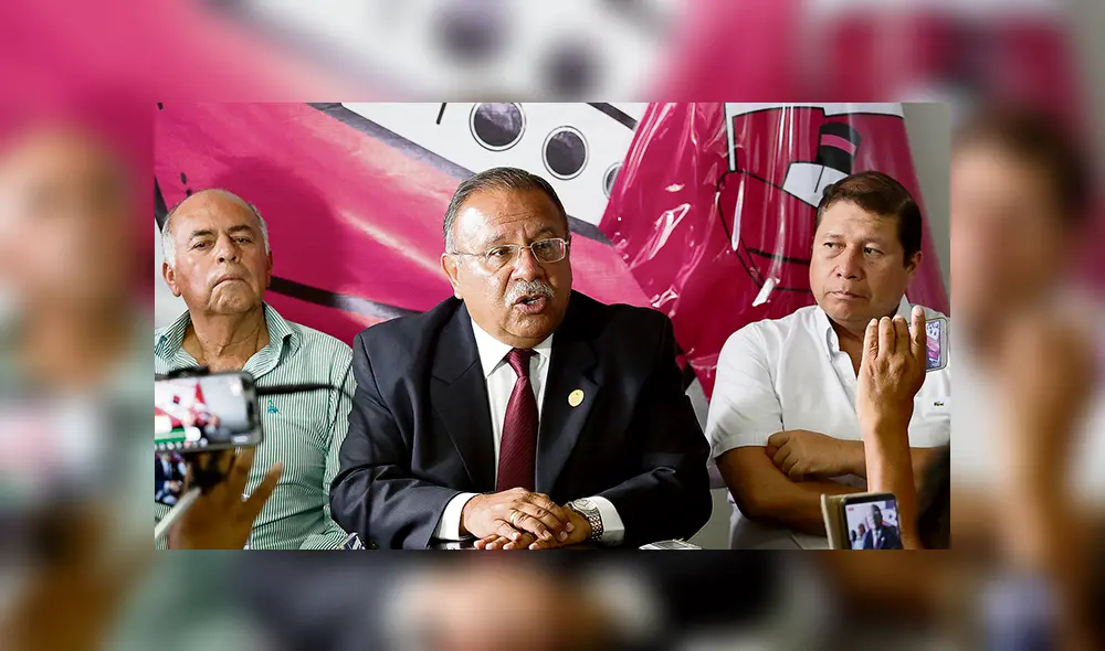 Salpicado. Se complica situación de Constantino Galarza por vínculos con Odebrecht y audio contra su superior. Salpicado. Se complica situación de Constantino Galarza por vínculos con Odebrecht y audio contra su superior.