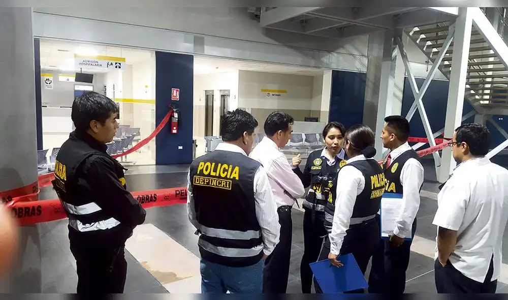 terrible muerte. Trabajador fue aplastado por ascensor. terrible muerte. Trabajador fue aplastado por ascensor.