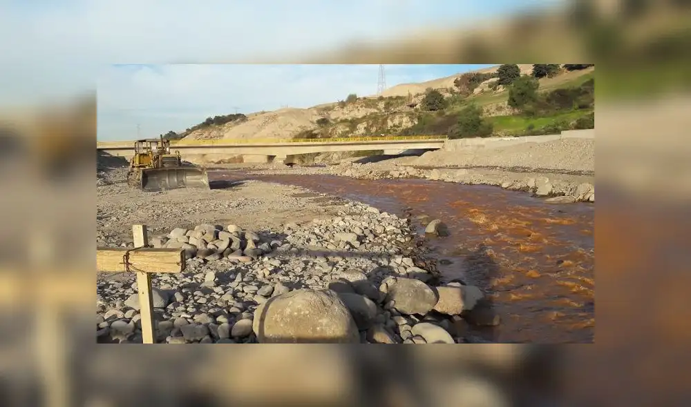 Moquegua: arcilla ocasionaría cambio de color de río Huancane y alarma a agricultores [VIDEO]