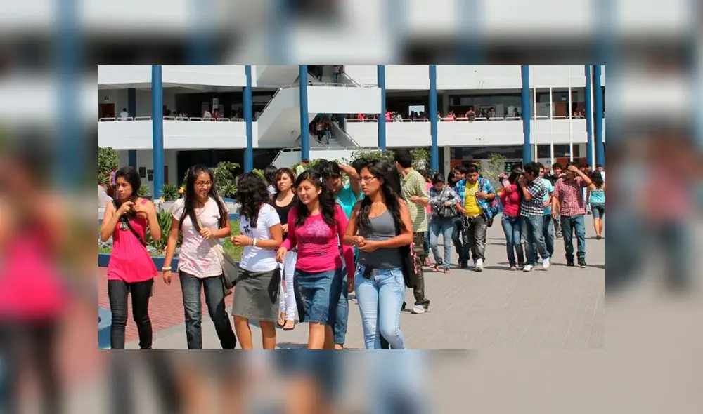 Universidades públicas tendrán más tiempo para adecuarse a nueva Ley Universitaria. Créditos: La República. Universidades públicas tendrán más tiempo para adecuarse a nueva Ley Universitaria. Créditos: La República.