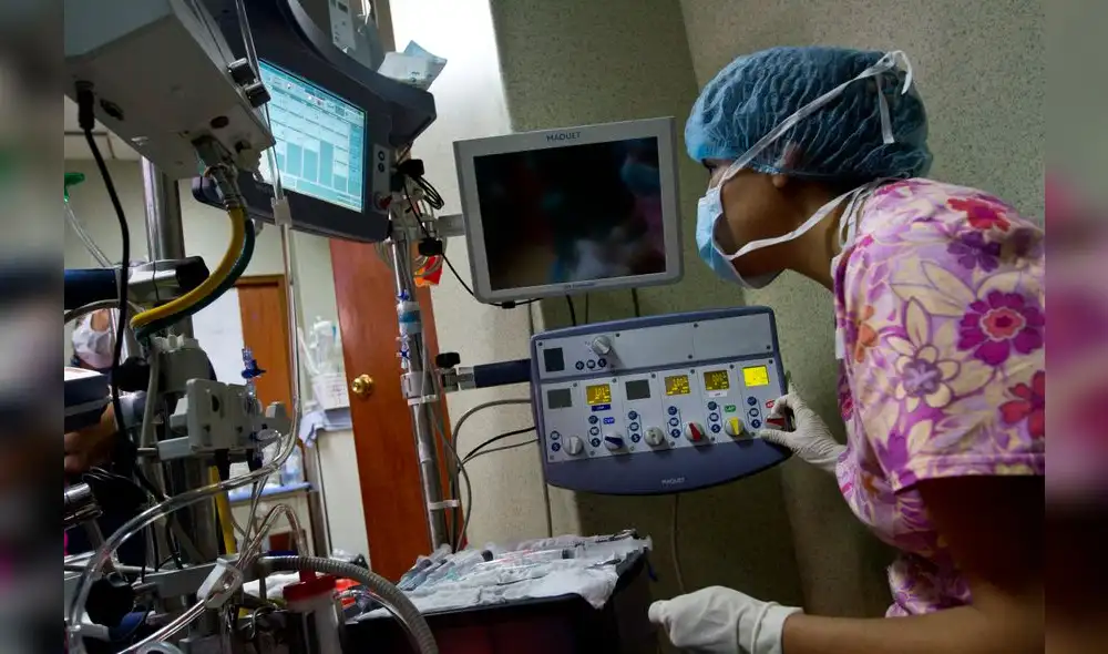 Trabajadores de EsSalud esperan ingresar a Ley 728