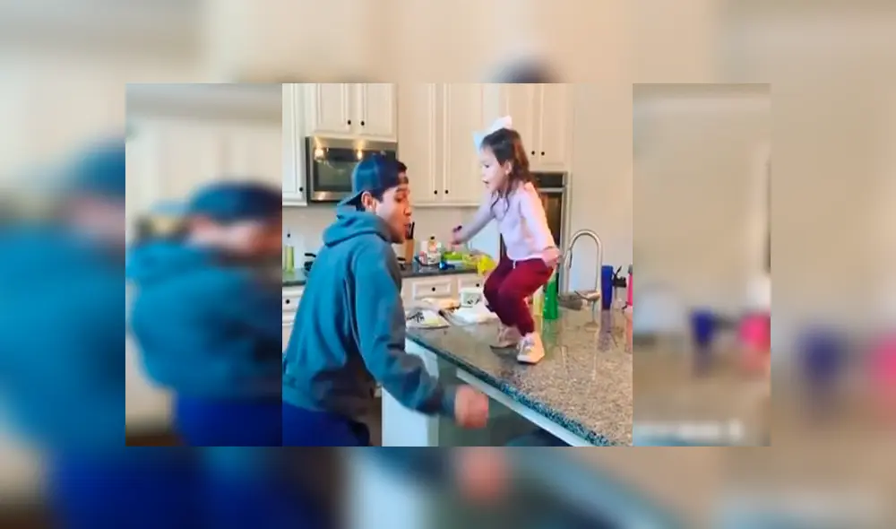 En Facebook, una madre captó la amorosa escena de su esposo e hijo que protagonizaron durante su ausencia. En Facebook, una madre captó la amorosa escena de su esposo e hijo que protagonizaron durante su ausencia.