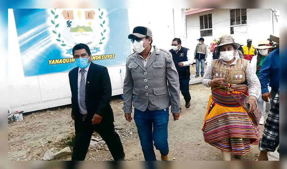 desenvainó el sable. Cáceres, en su último viaje a Condesuyos, estuvo afilado en discursos. desenvainó el sable. Cáceres, en su último viaje a Condesuyos, estuvo afilado en discursos.