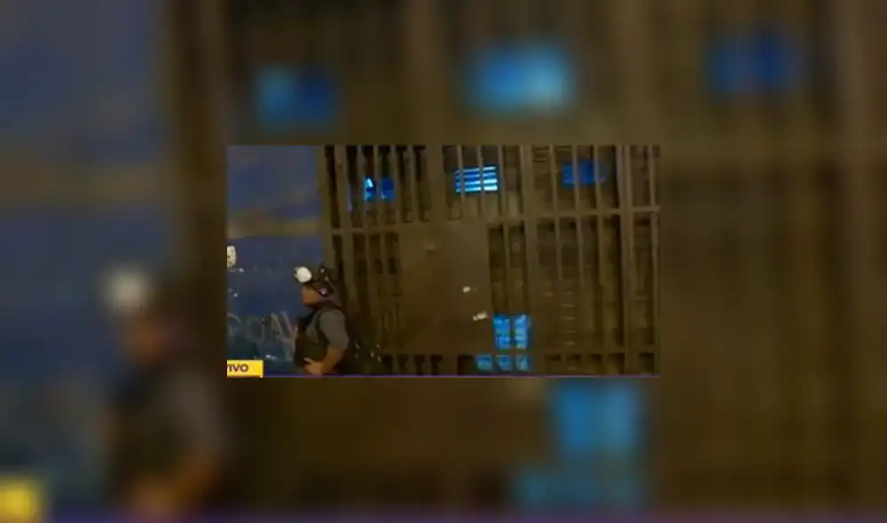 Un grupo de vándalos que aprovecharon el caos por las protestas. Foto: captura Latina Noticias Un grupo de vándalos que aprovecharon el caos por las protestas. Foto: captura Latina Noticias