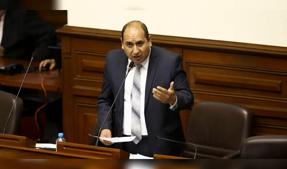 Richard Arce negó que su esposa trabaje en el Estado Richard Arce negó que su esposa trabaje en el Estado