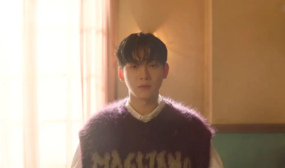 Desliza para ver más imágenes del MV teaser "Hello" de Chen de EXO. Foto: Captura YouTube / SM Entertainment