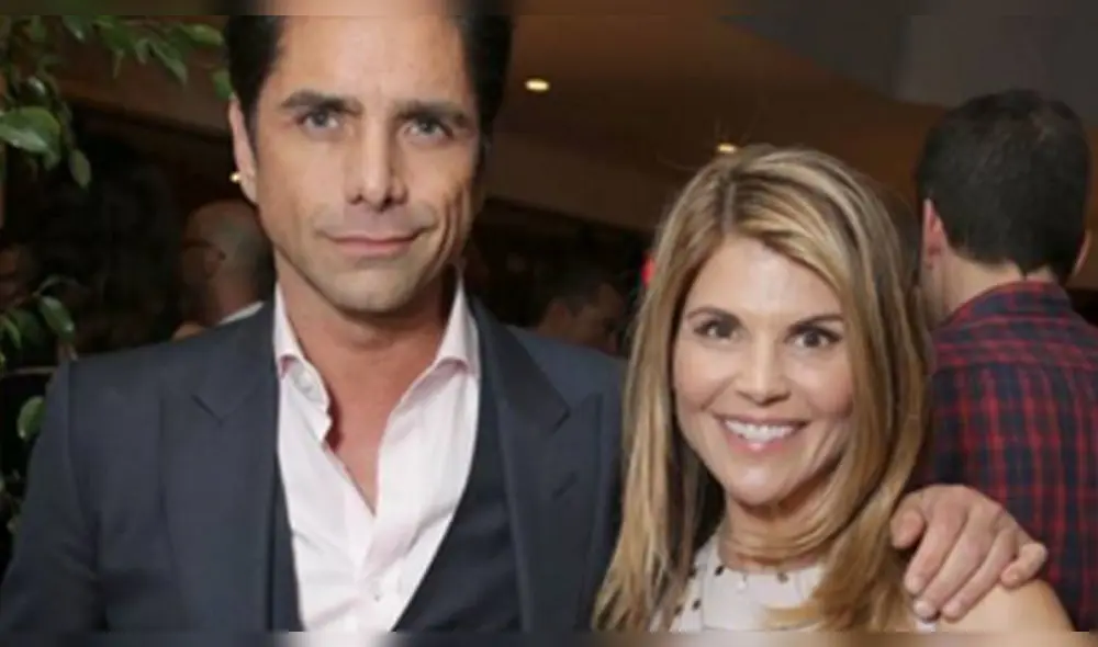 Actriz de "Full House" inculpada por estafa en universidades 