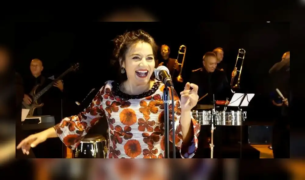 Cantante peruana se alista para el Grammy Awards |VIDEO|