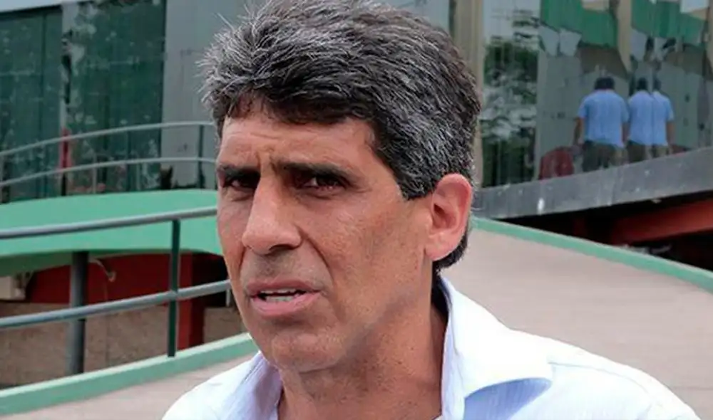 Álvaro Barco aseguró que, a pesar de esperar más de 45 minutos, la Federación Peruana de Fútbol nunca permitió su ingreso a la reunión.