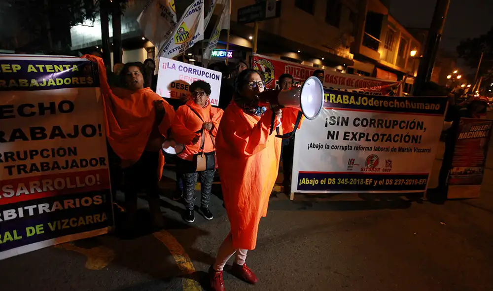 Mineros exigen la liberación de sus dirigentes [FOTOS]
