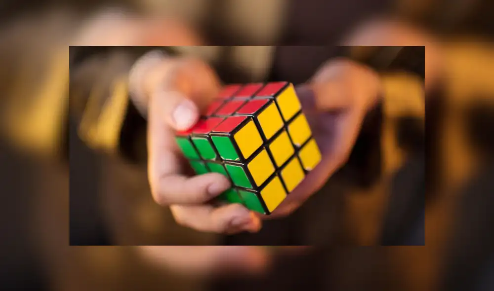 YouTube: joven bate récord mundial al armar cubo de Rubik en menos de 5 segundos [VIDEO]