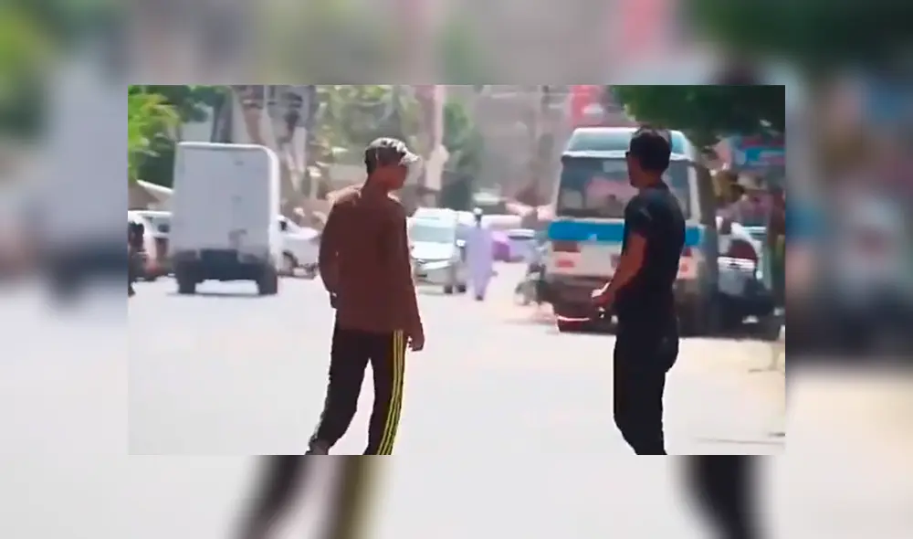 Facebook viral: asusta a hombre con bocina en la calle, lo enfurece y recibe dura lección [VIDEO]