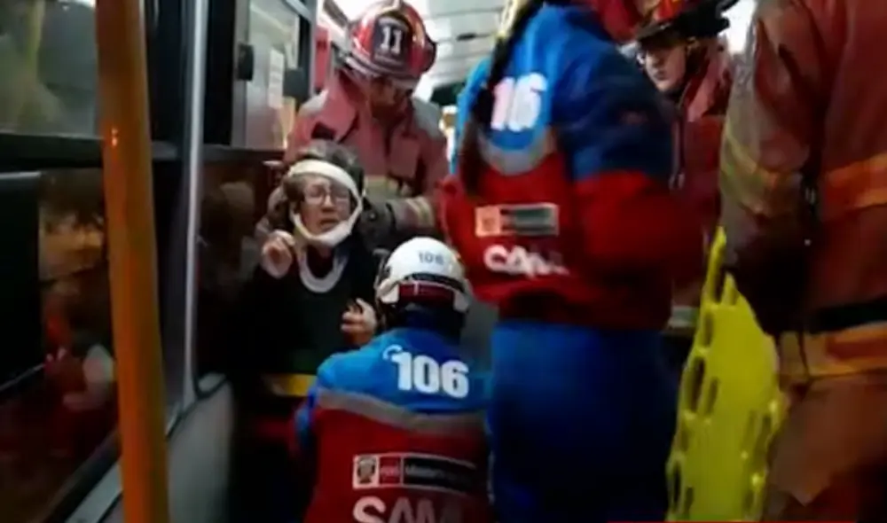Las víctimas fueron trasladadas hacia un centro médico, donde vienen siendo atendidos. Las víctimas fueron trasladadas hacia un centro médico, donde vienen siendo atendidos.