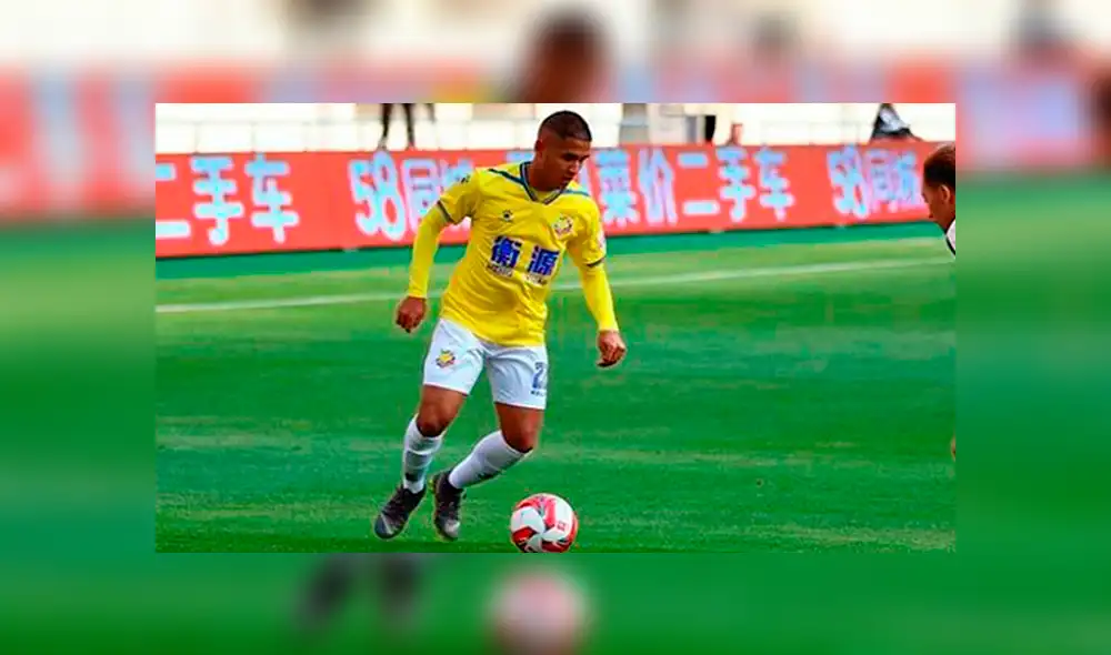 Roberto Siucho, actualmente Xiao TaoTao, dejó de ser peruano para convertirse en ciudadano chino y jugar en el primer equipo del Guangzhou Evergrande