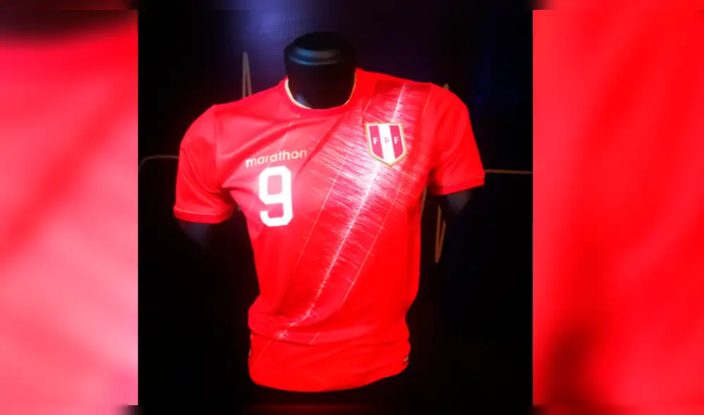 Presentan nueva camiseta peruana con el slogan 'El corazón de todos' [FOTOS Y VIDEOS]