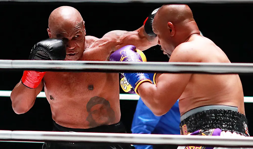 Mike Tyson y Roy Jones regalaron un ameno espectáculo en su encuentro de exhibición. Foto: EFE