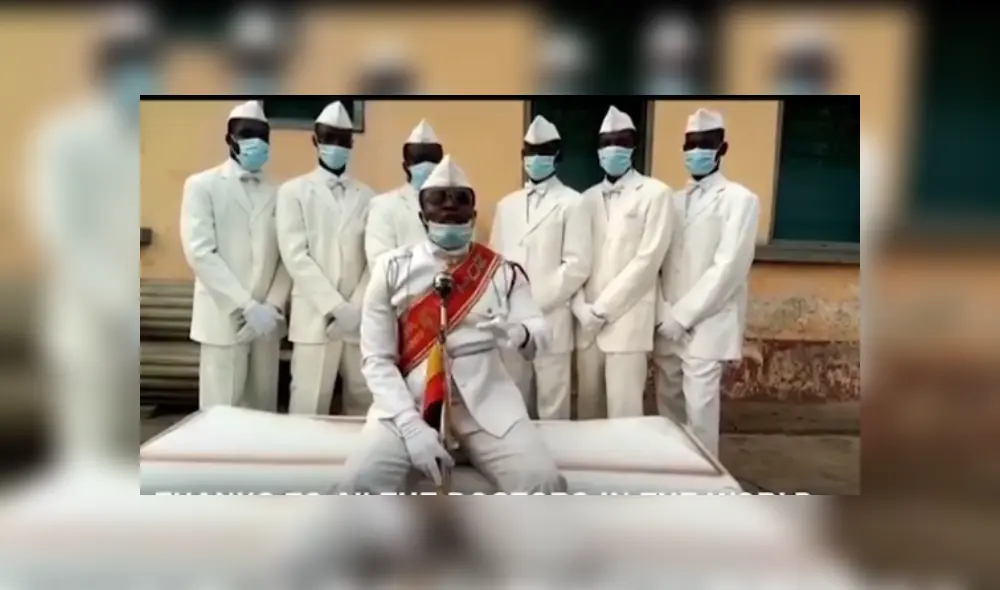 Desliza hacia la izquierda para ver más del video viral.