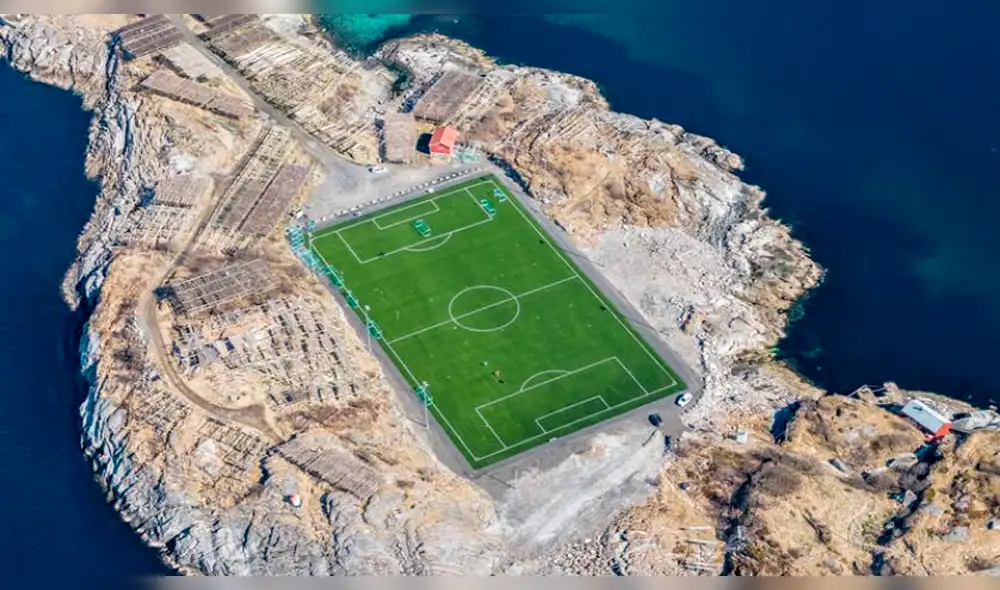 Henningsvaer Stadium: el campo de fútbol más impresionante del mundo