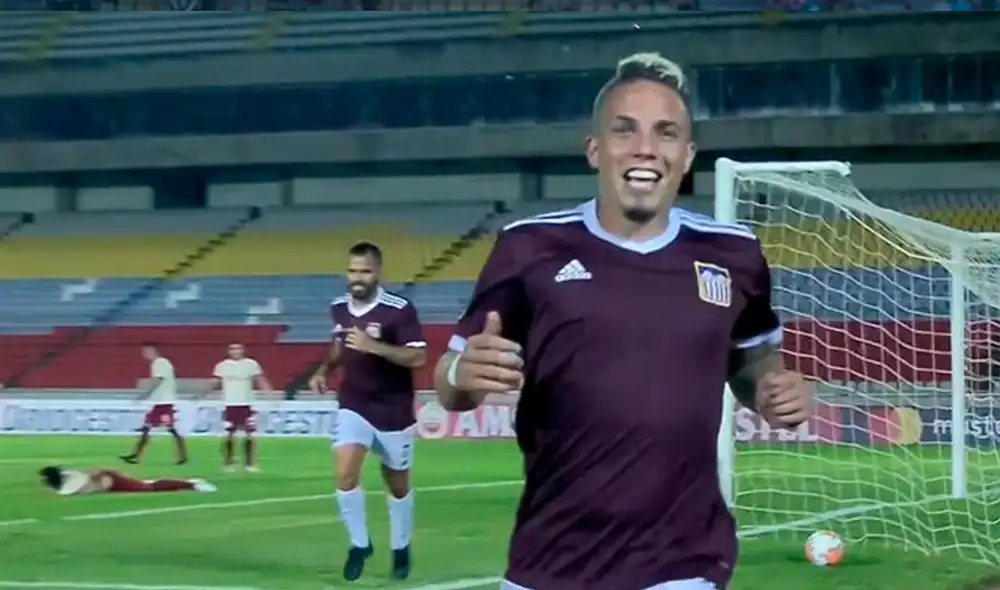 Edson Tortolero anotó en el empate entre Universitario - Carabobo.