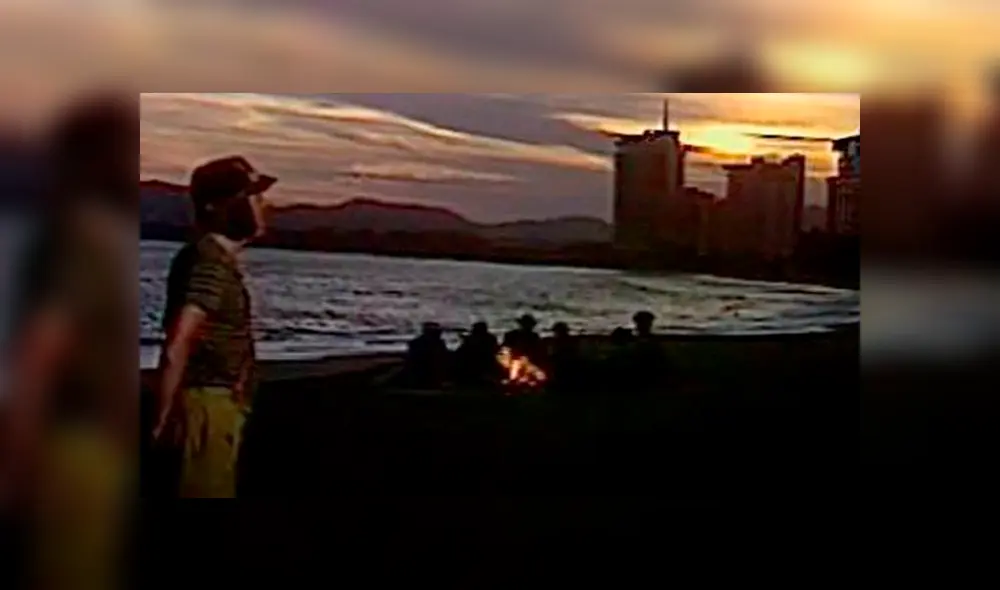 El Chavo cantando 'Buenas noches vecindad'. (Foto: captura Youtube)