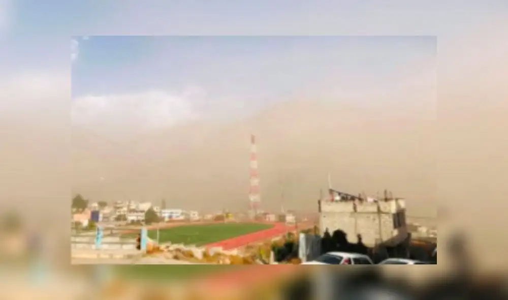 Una gran polvareda cubrió los distritos, afectando a la población local. Una gran polvareda cubrió los distritos, afectando a la población local.