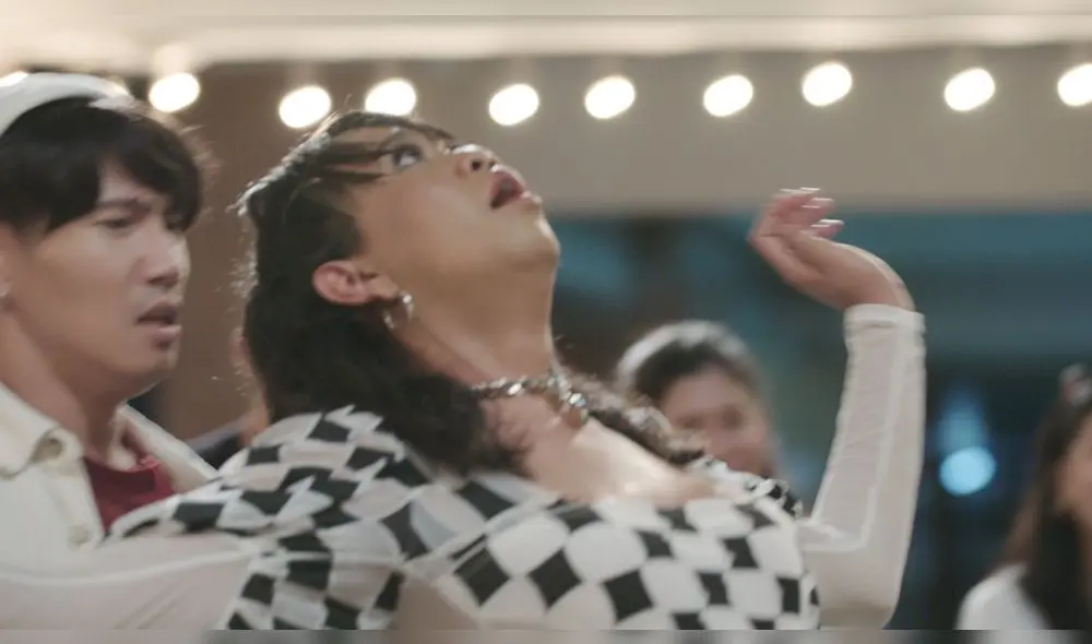 Still 2gether, capítulo 2 y 3, Win, Bright