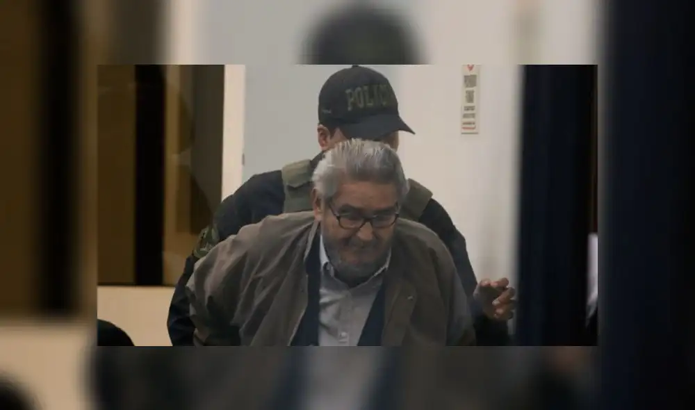 Tras indulto a Fujimori, abogado de Abimael Guzmán pide liberar al terrorista Tras indulto a Fujimori, abogado de Abimael Guzmán pide liberar al terrorista